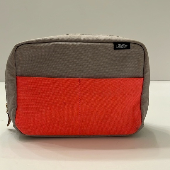 kate spade saturday Handbags - Kate spade Saturday Makeup/Toiletry Bag